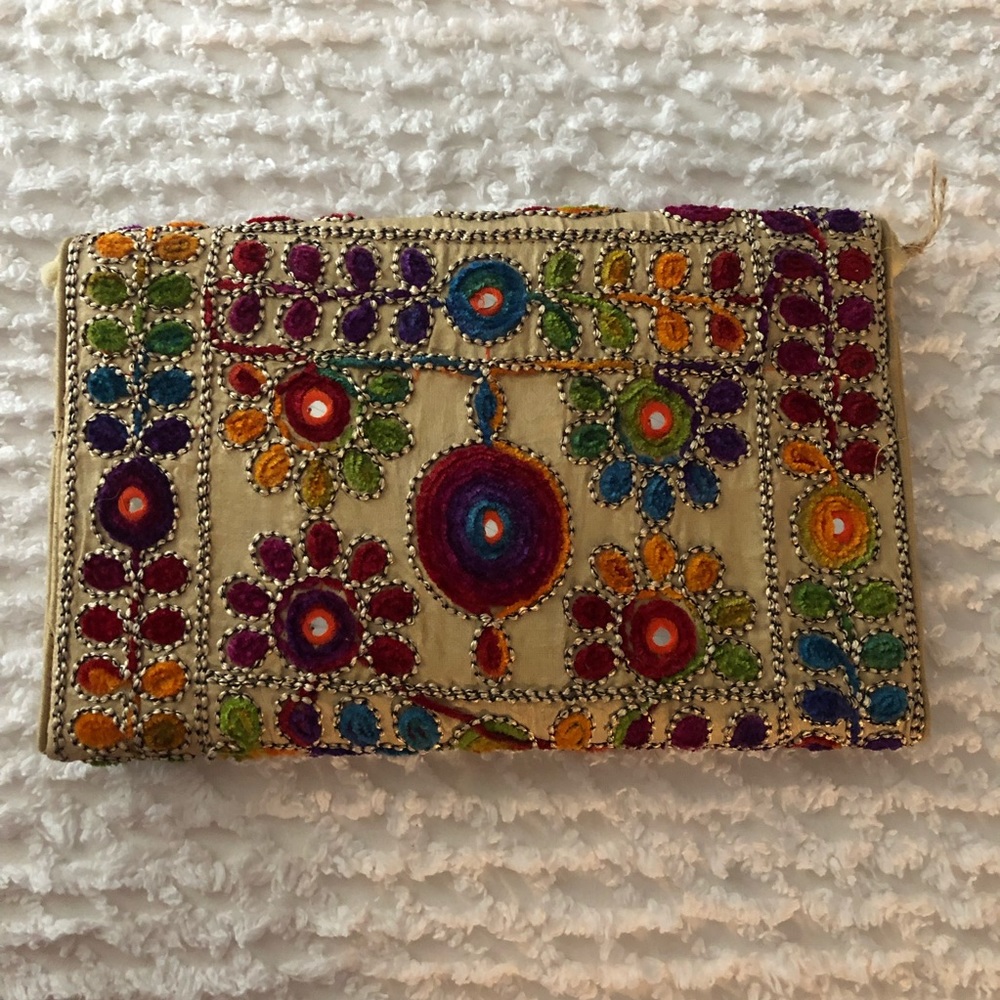 Handmade Clutch or Crossbody - Picture 2 of 5